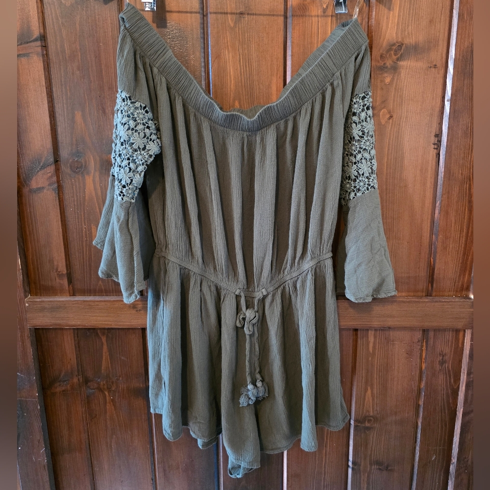 Elegant Olive Off-Shoulder Blouse with Lace Detail
